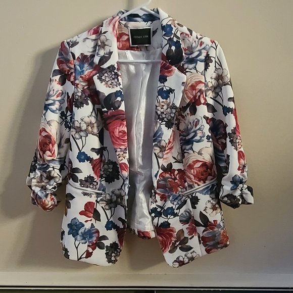 Women's Another Story Floral Blazer  3/4 Gathered Sleeve. Size medium - Picture 1 of 4